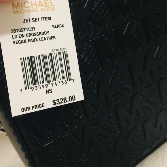 Michael Kors Black debossed leather crossbody bag - Picture 5 of 13